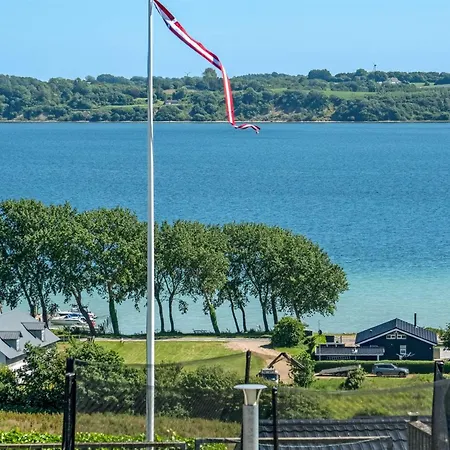 Jenvold - 300m To The Fjord By Interhome *