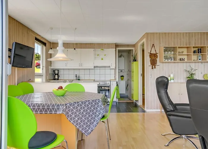 Jenvold - 300m To The Fjord By Interhome *